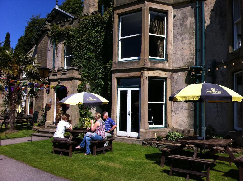 Harefield Hall Hotel Pateley Bridge Eksteriør billede